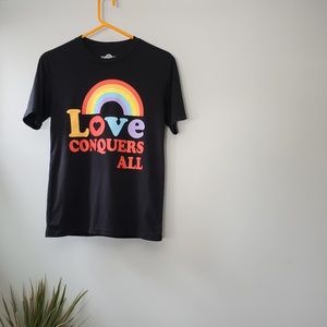 🌈Mad Engine Love Pride Rainbow Graphic Tee black